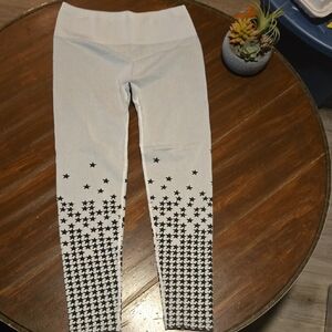 Fabletics Starry Black and White Pinstripe Leggings #827